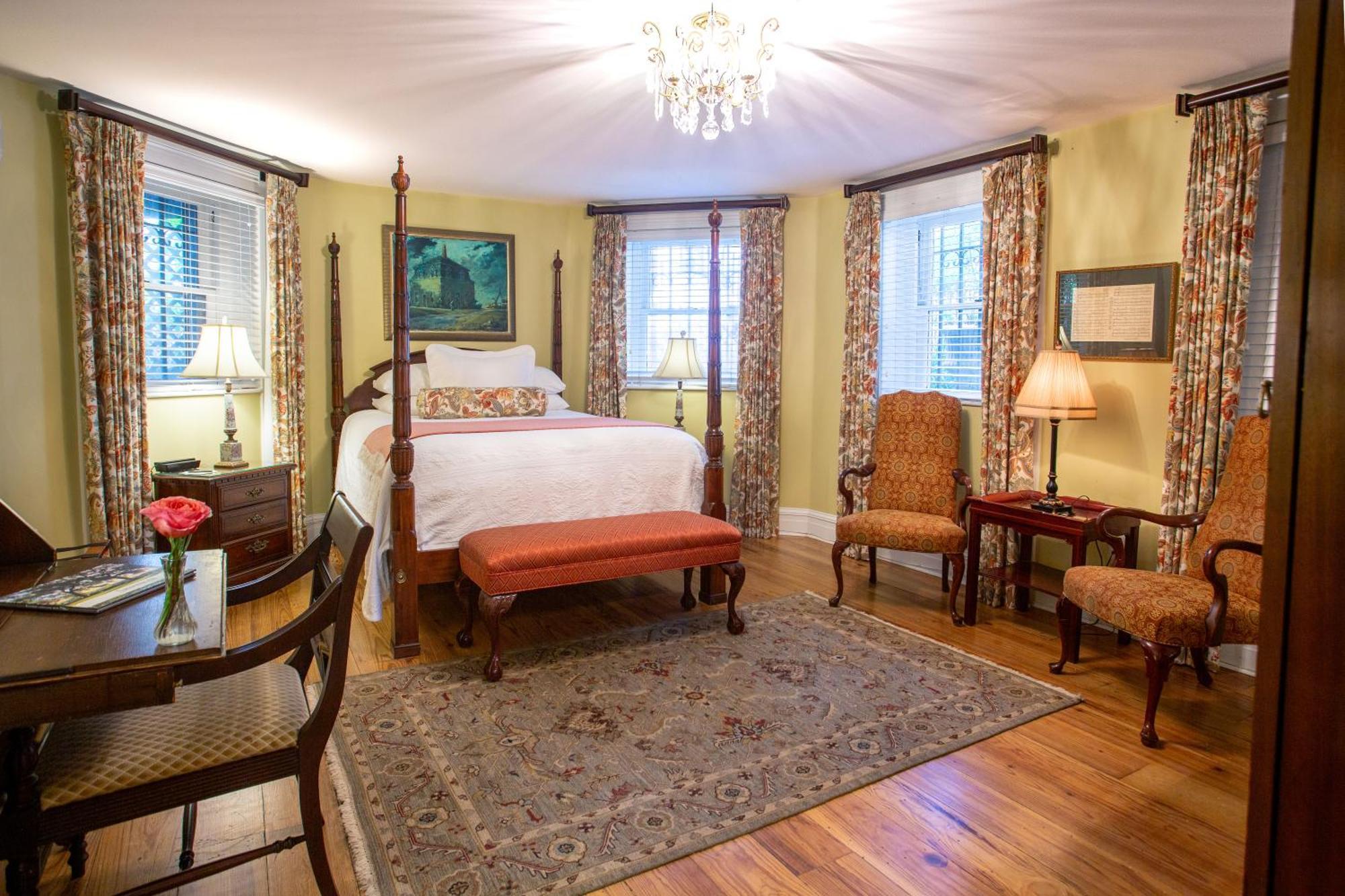 James Pierpont Standard Queen Room