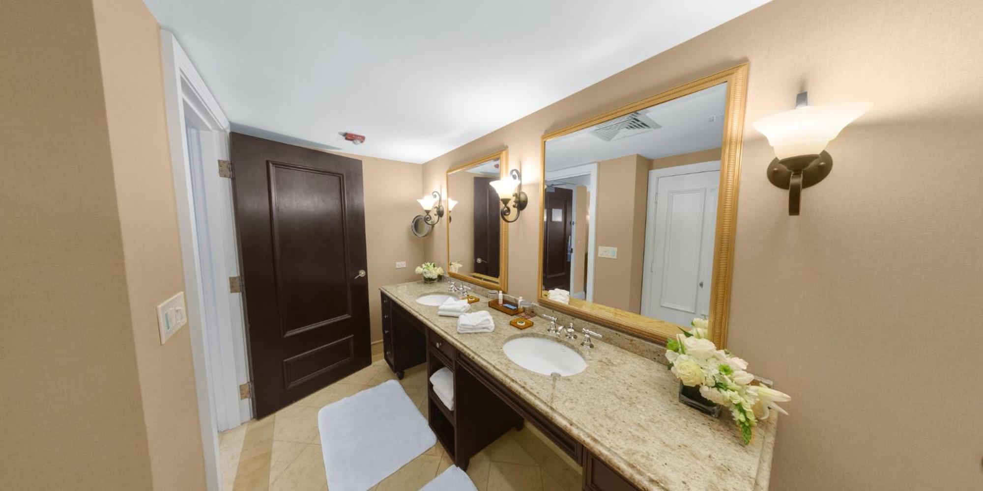 Studio Suite Two Queen Beds