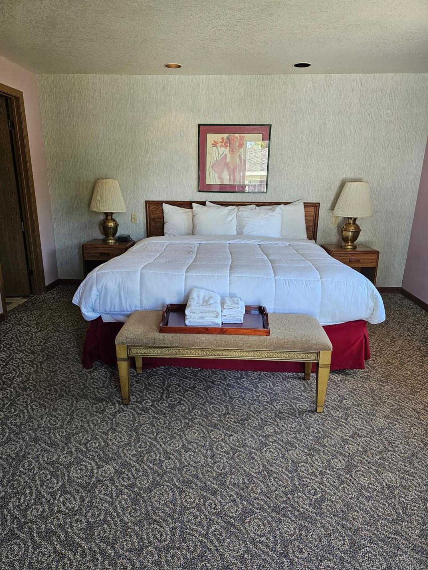 Delux Junior Suite Non-Smoking Jacuzzi,195160837:JPEG