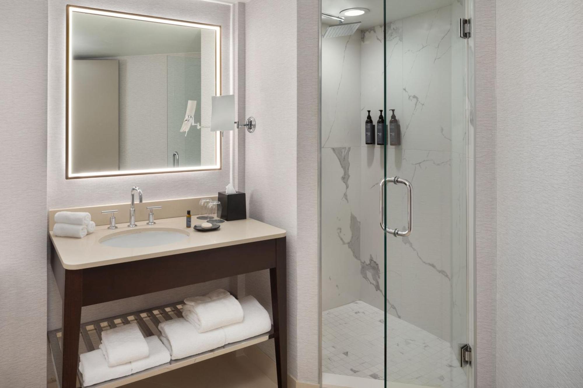 One-Bedroom Suite