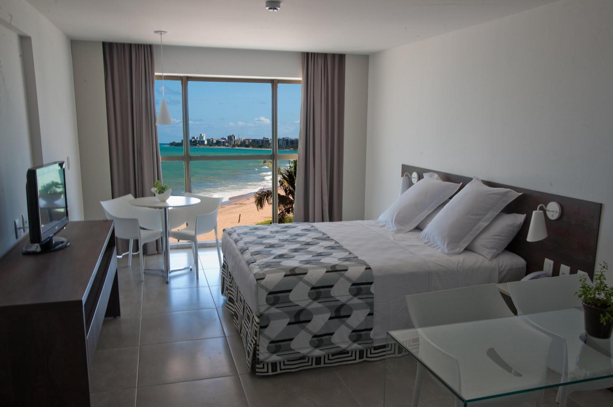 Deluxe Double Room Frontal Ocean View