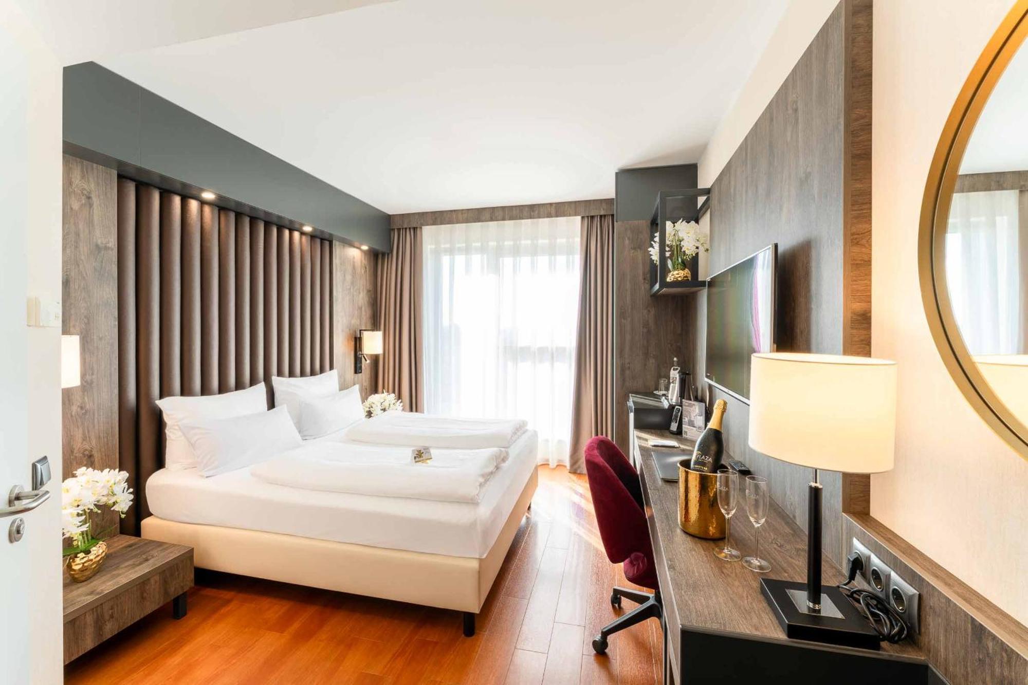 Standard Double Room,1550478838:JPEG