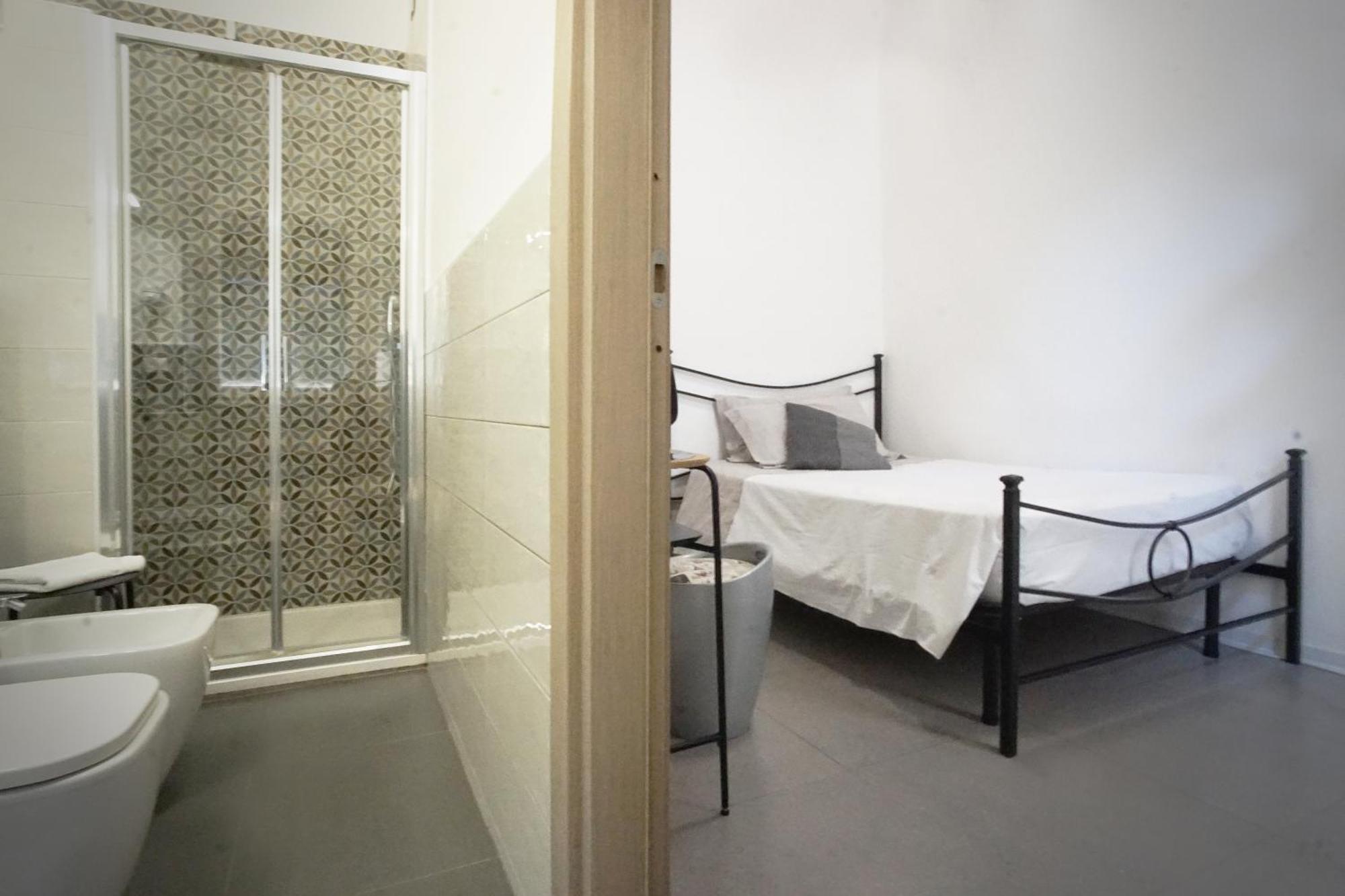 Single Room Bathroom