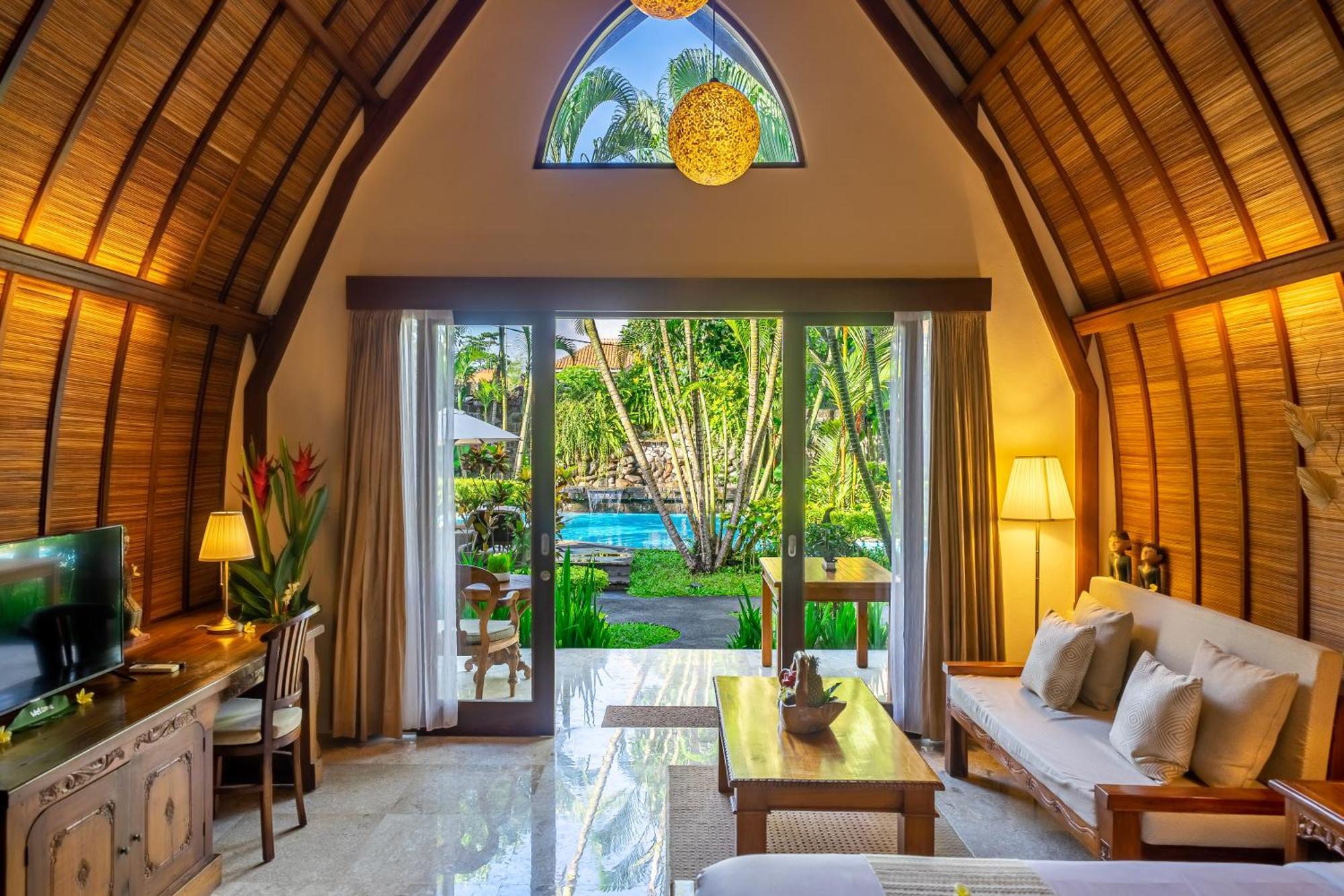 One-Bedroom Villa King or Twin Bed