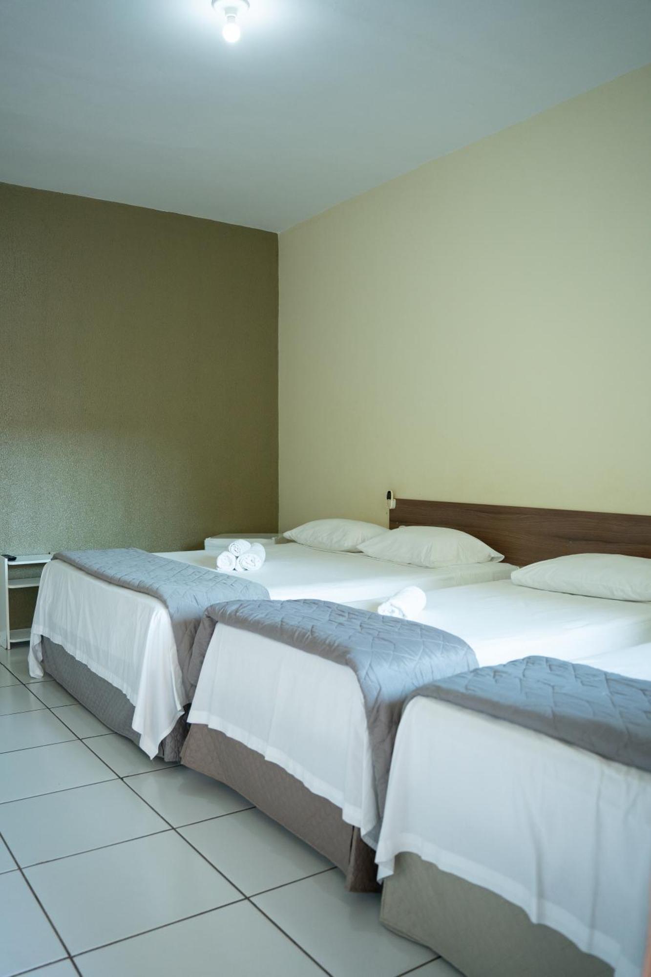 Family Room,1550687446:JPEG