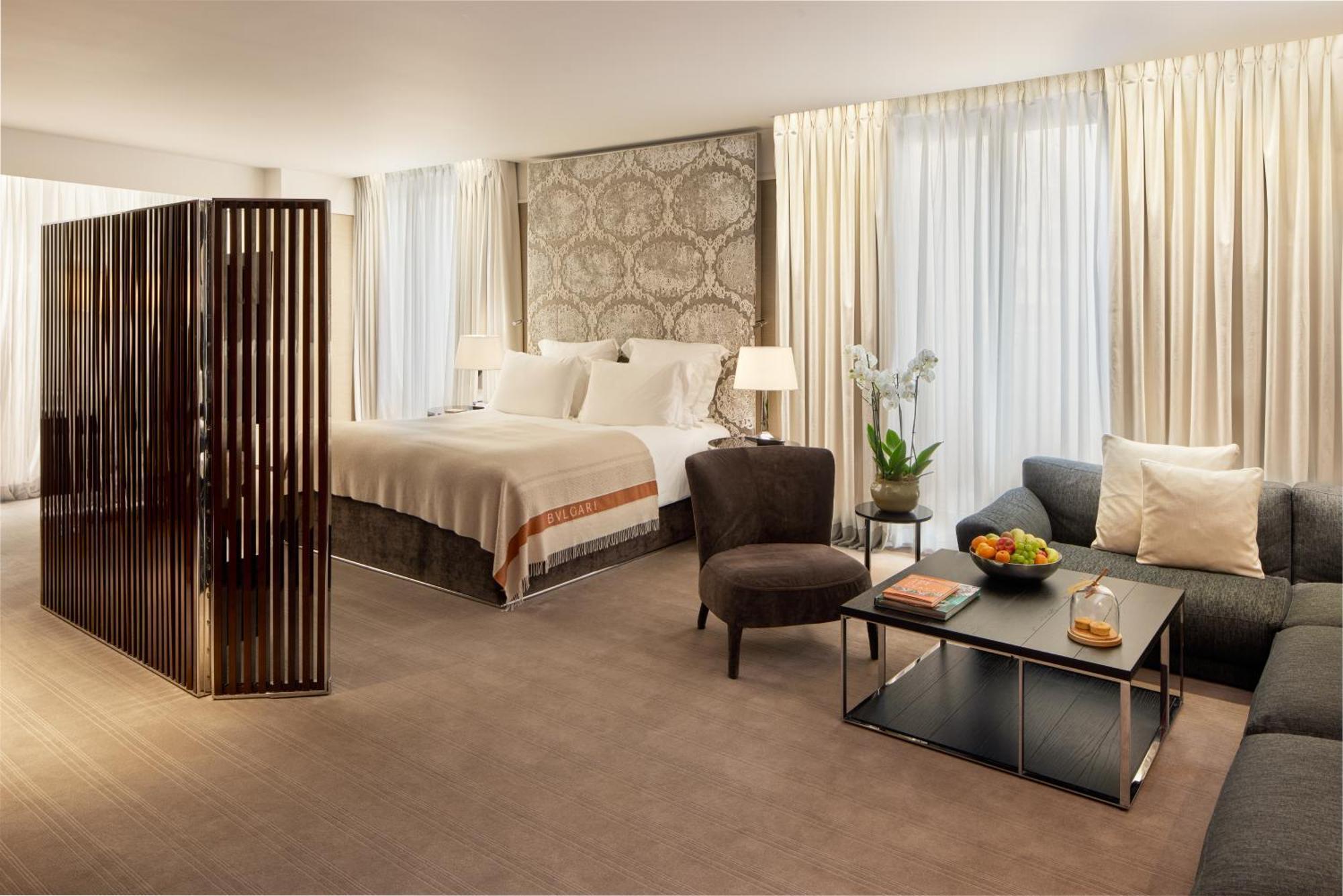 Studio Suite,1550739373:JPEG