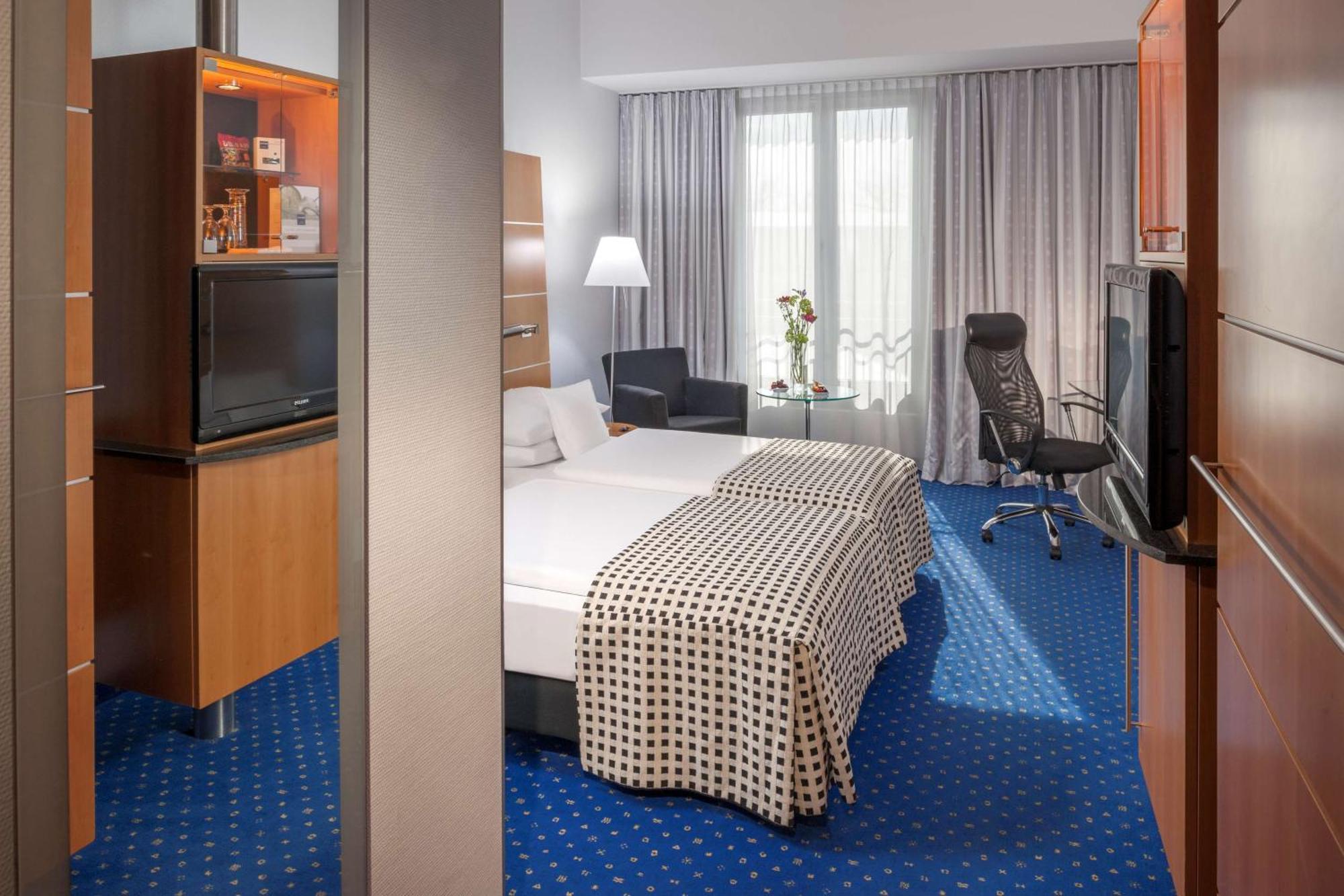 Superior Double or Twin Room,1708099007:JPEG