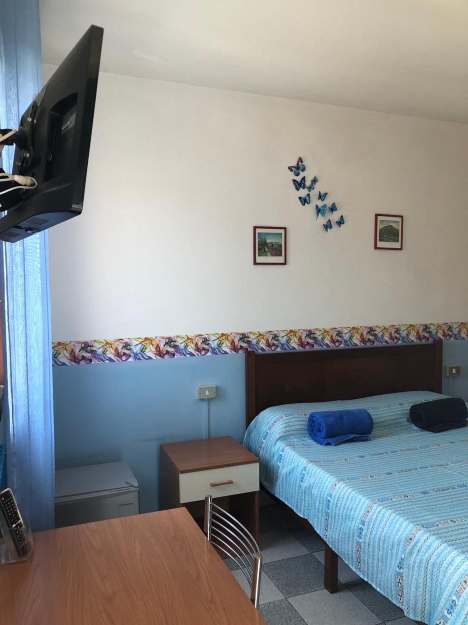 Double Room,1550841106:JPEG