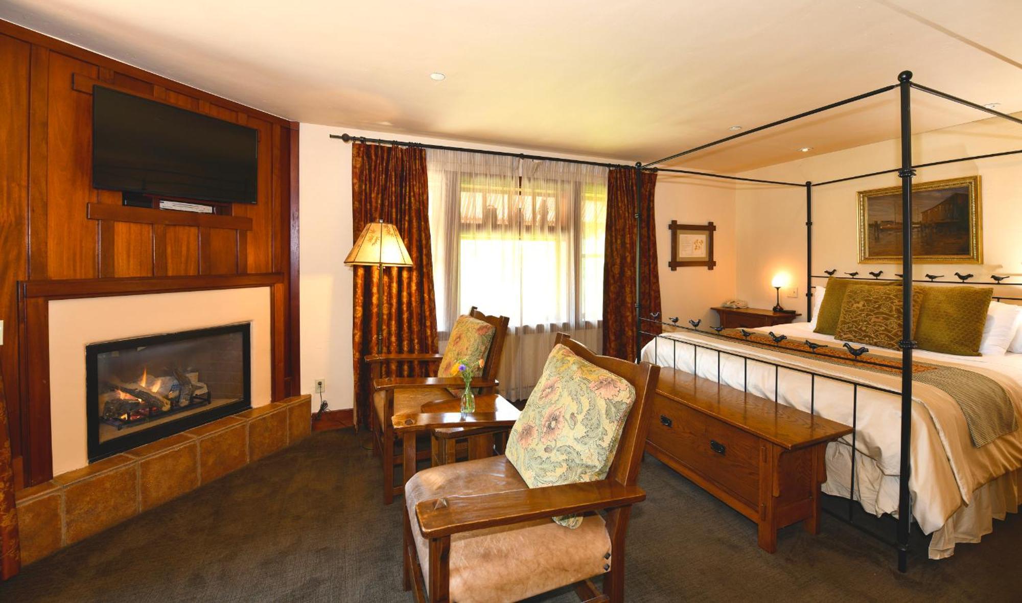 Superior King Room
