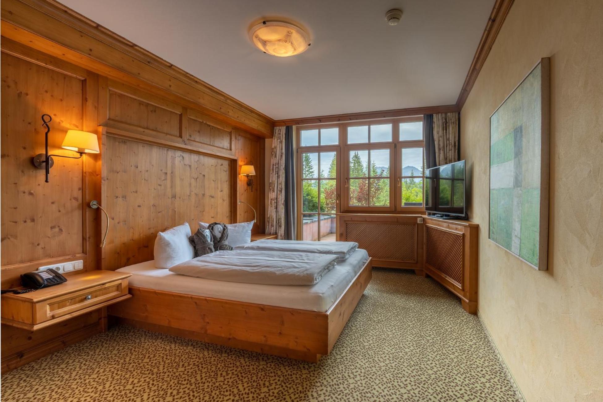 Standard Junior Suite Balcony Annex
