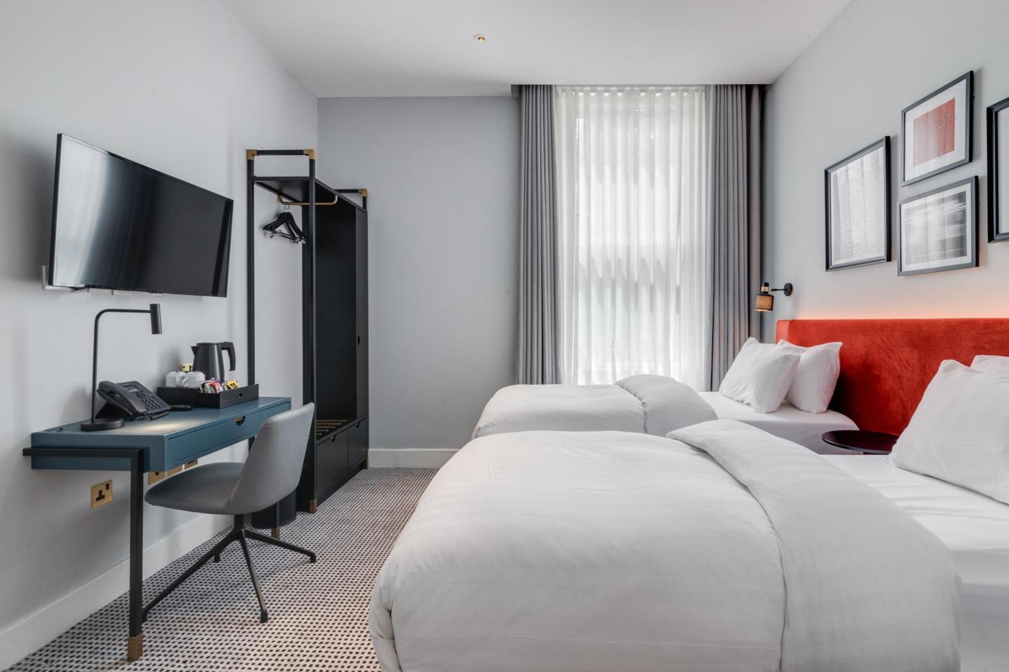 Superior Twin Room