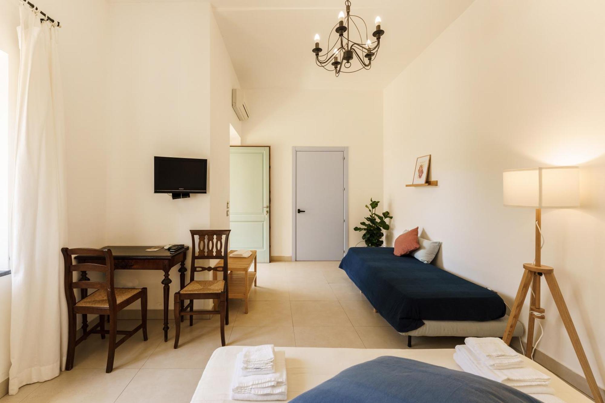 Standard Double Room,1551168529:JPEG