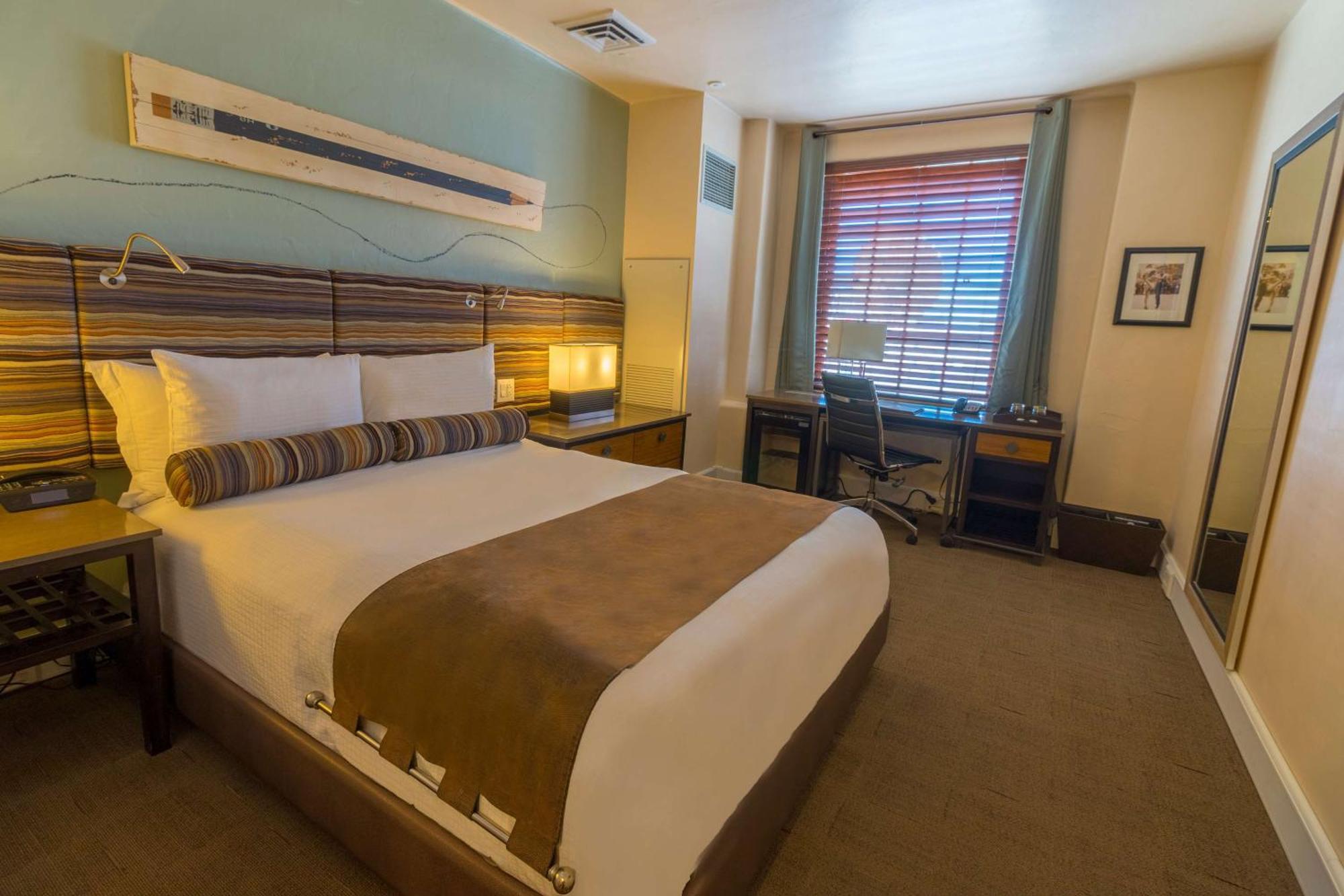 Queen Room