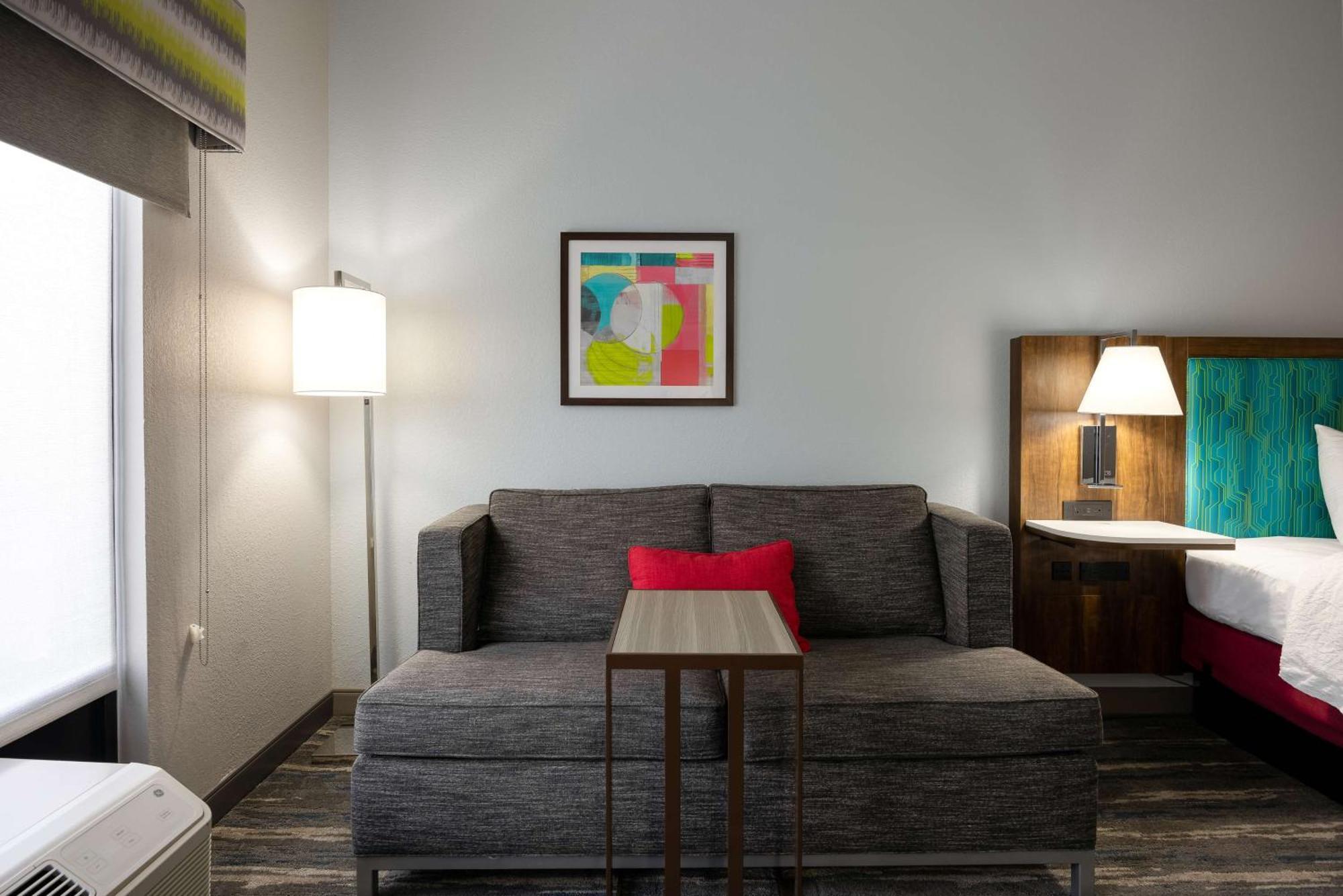 King Room Sofa Bed Hearing Accessible or Non-Smoking