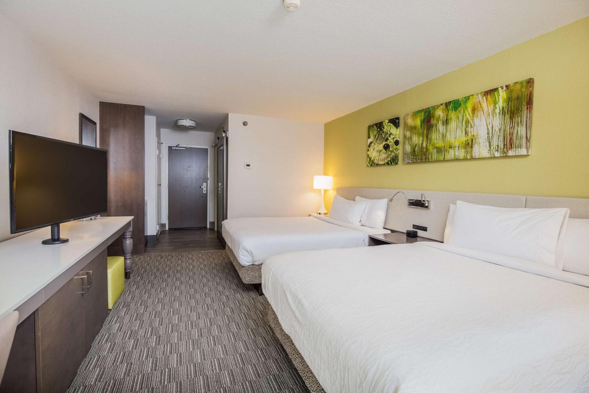Queen Room Two Queen Beds Balcony Pool or Sea View Non-Smoking
