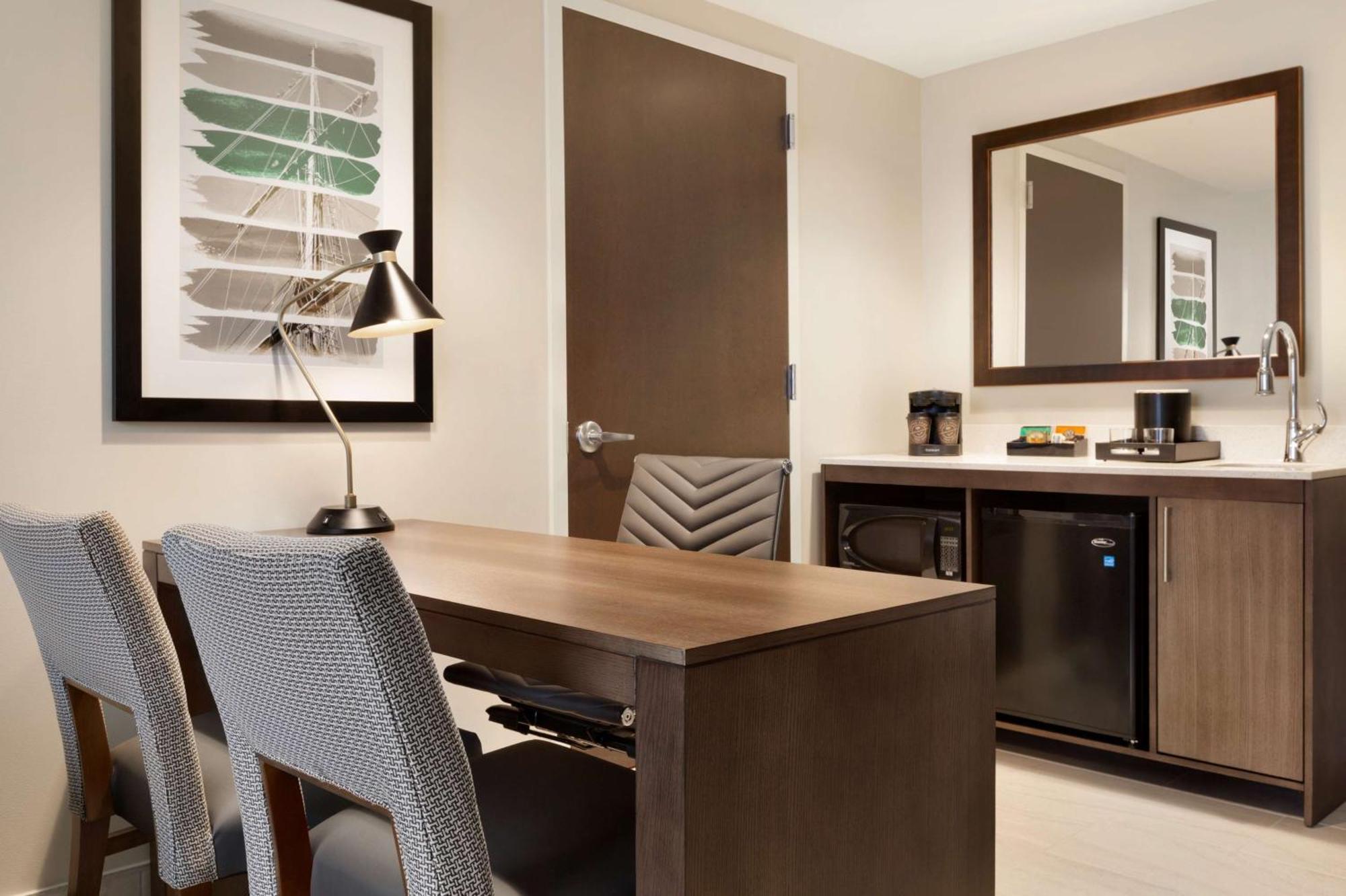 King Studio Suite River View