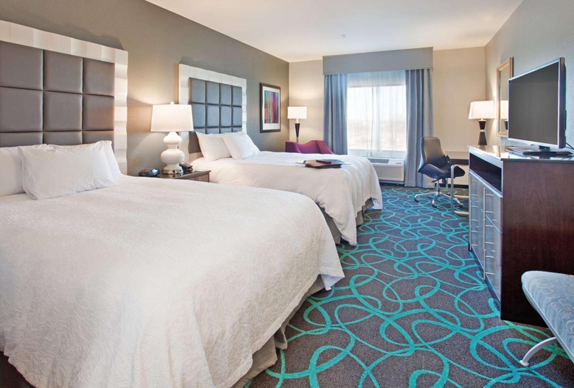 Queen Room with Two Queen Beds - Mobility and Hearing Access/Non-Smoking