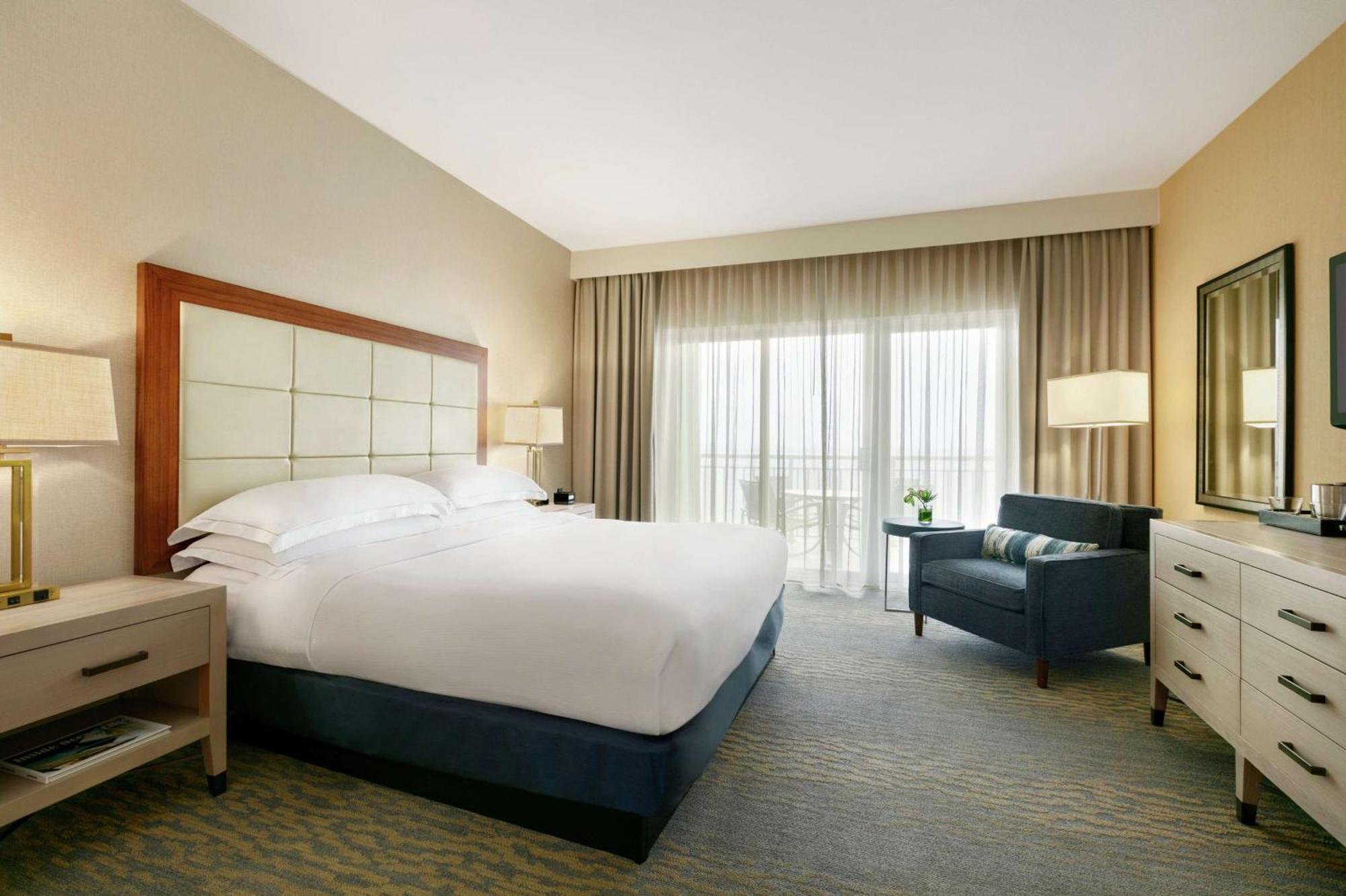 King Poolside Suite