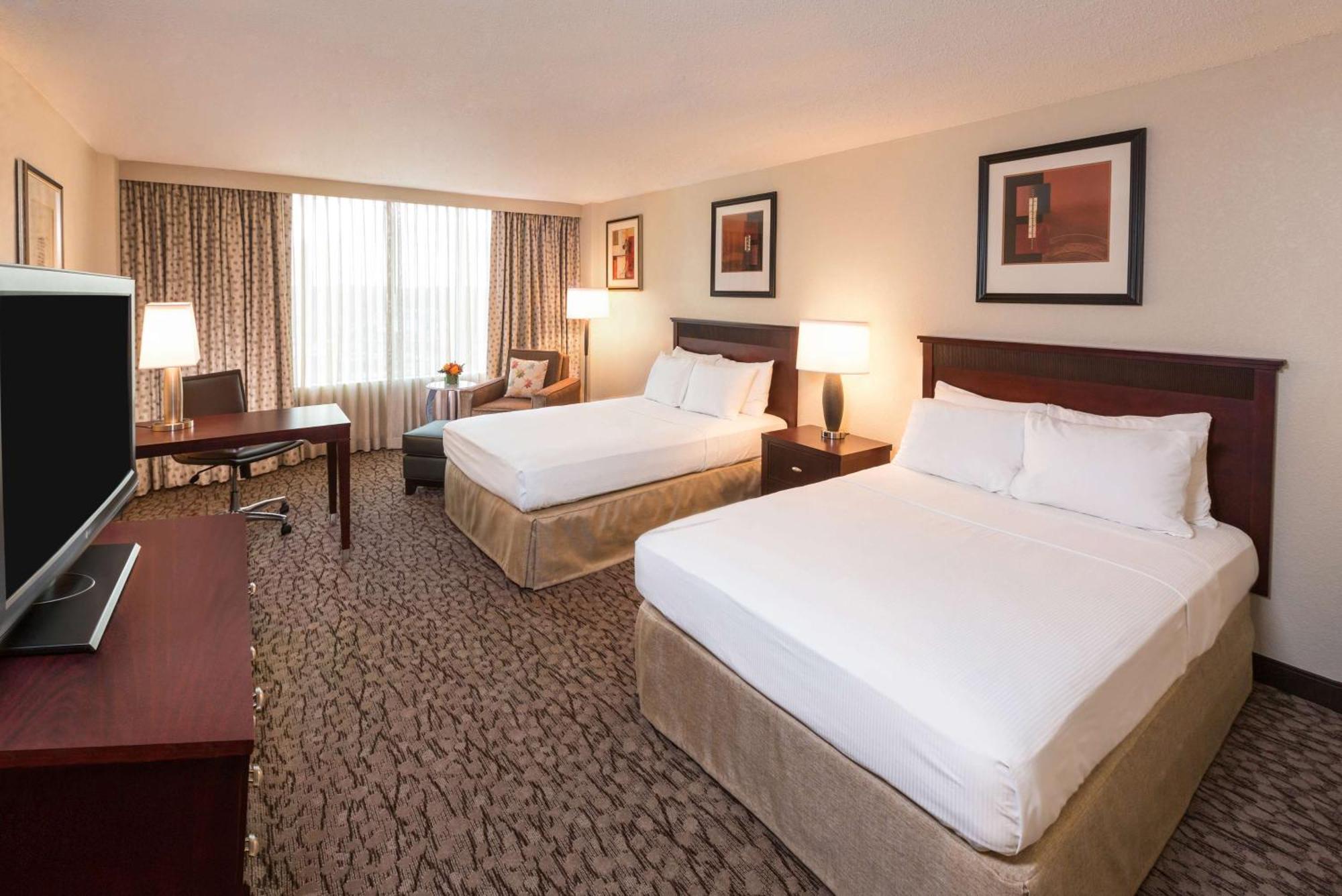 Double Room Bath Tub Disability Access