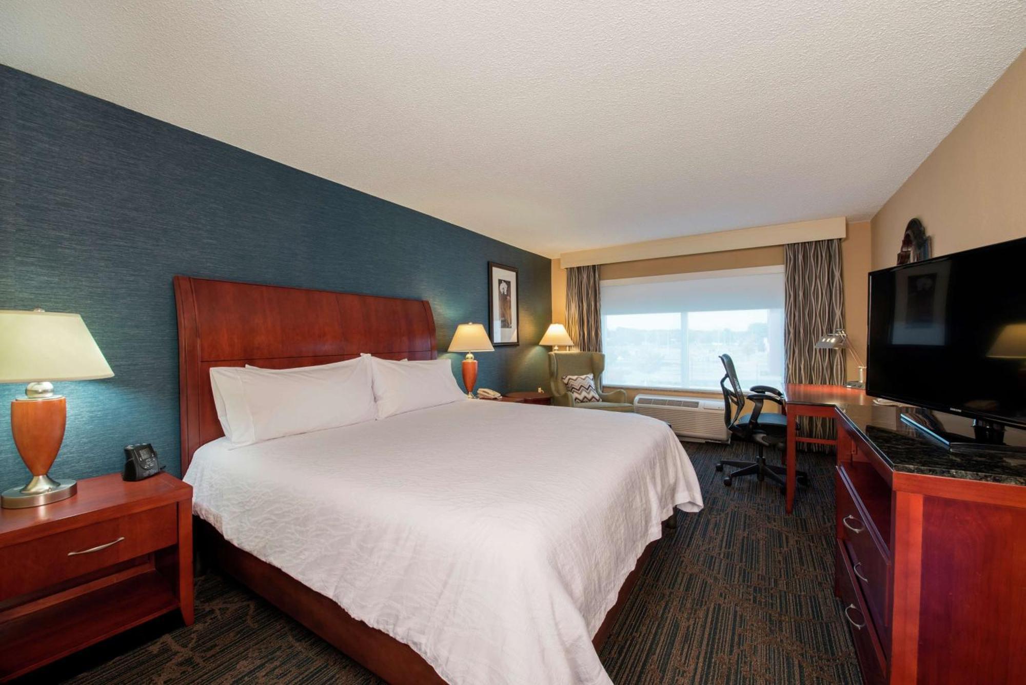 Premium King Room,824770892:JPEG