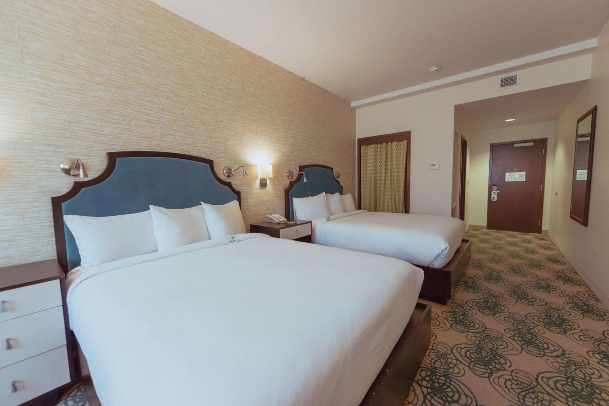 Queen Room Two Queen Beds