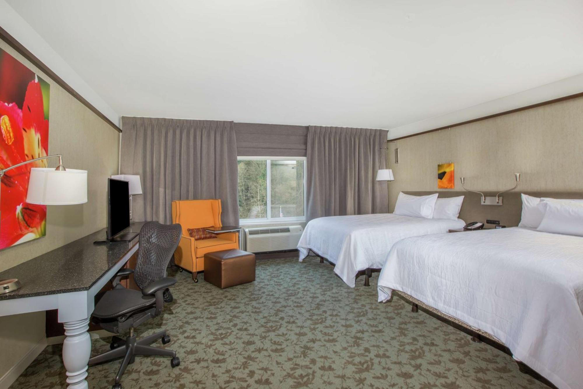 Queen Room Two Queen Beds
