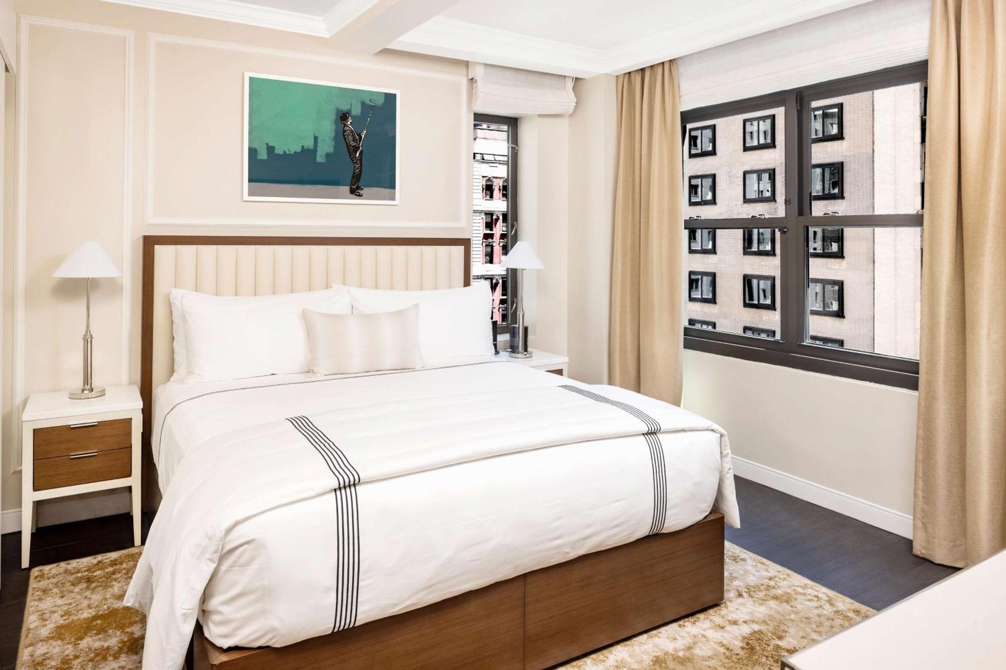 One-Bedroom King Suite Sofa Bed