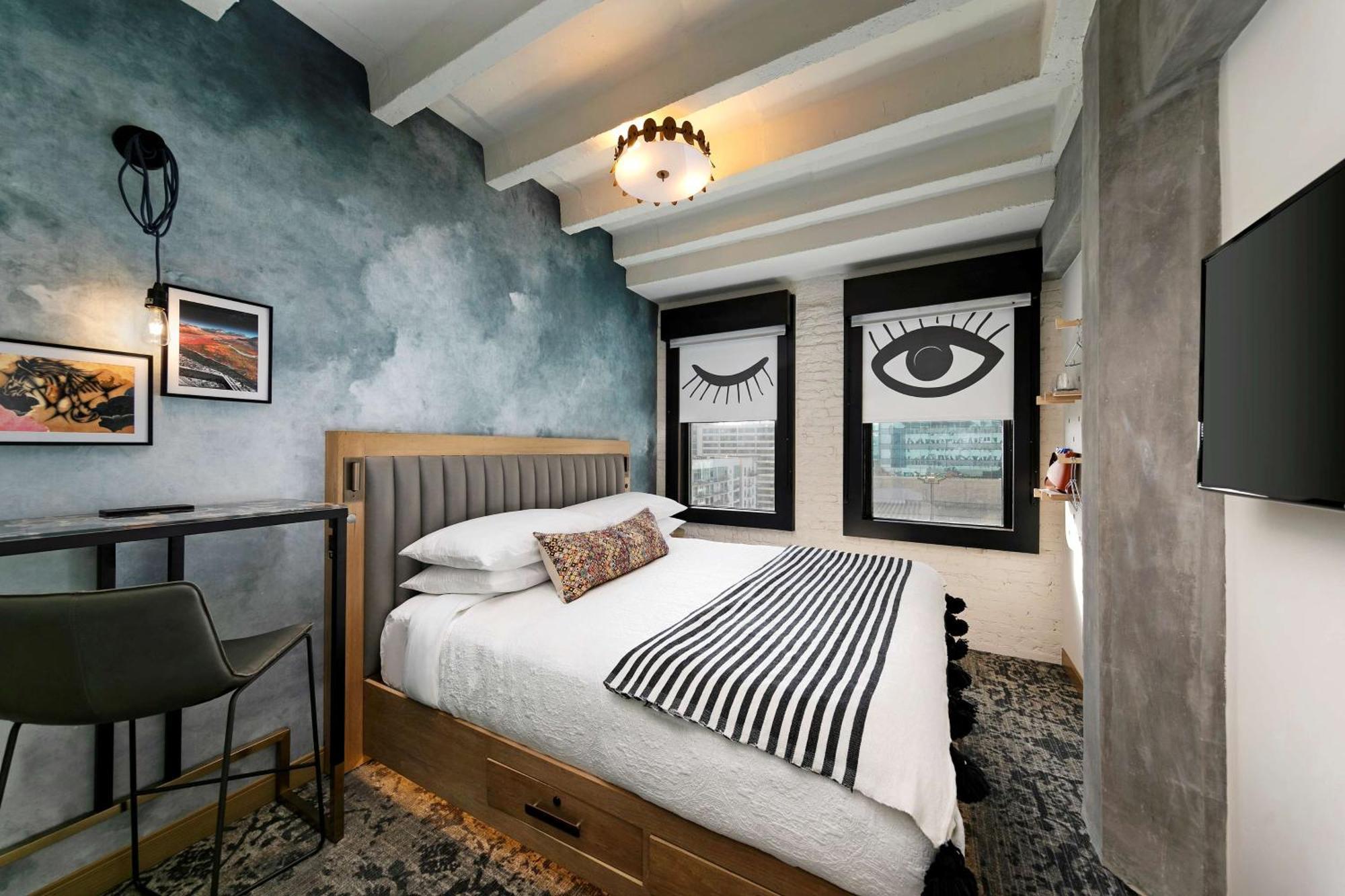 King Room,1551636799:JPEG