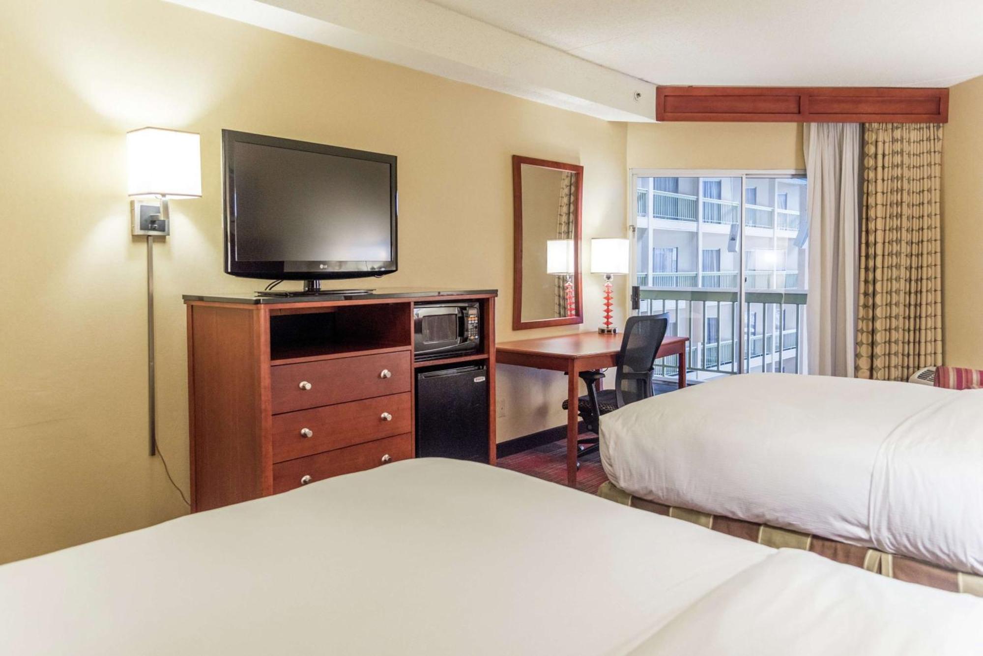 Queen Room Two Queen Beds Indoor Balcony