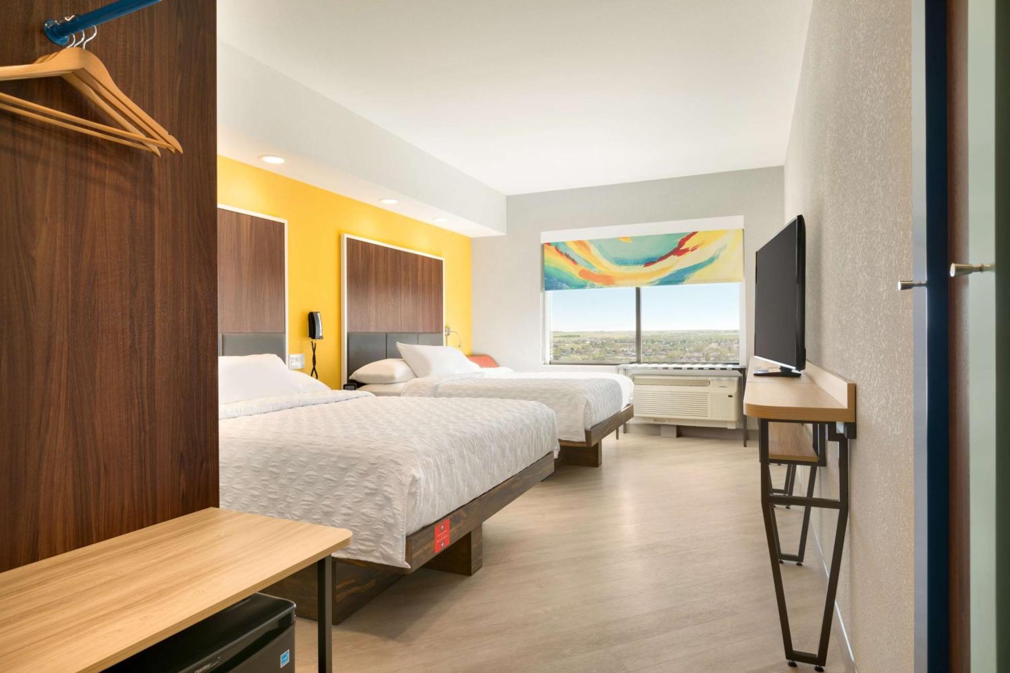 Queen Room Two Queen Beds
