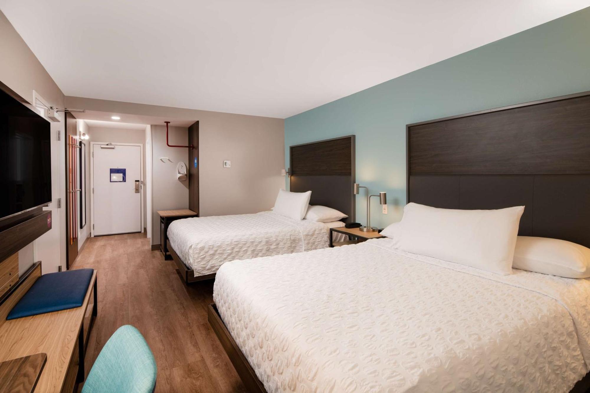 Queen Room with Two Queen Beds