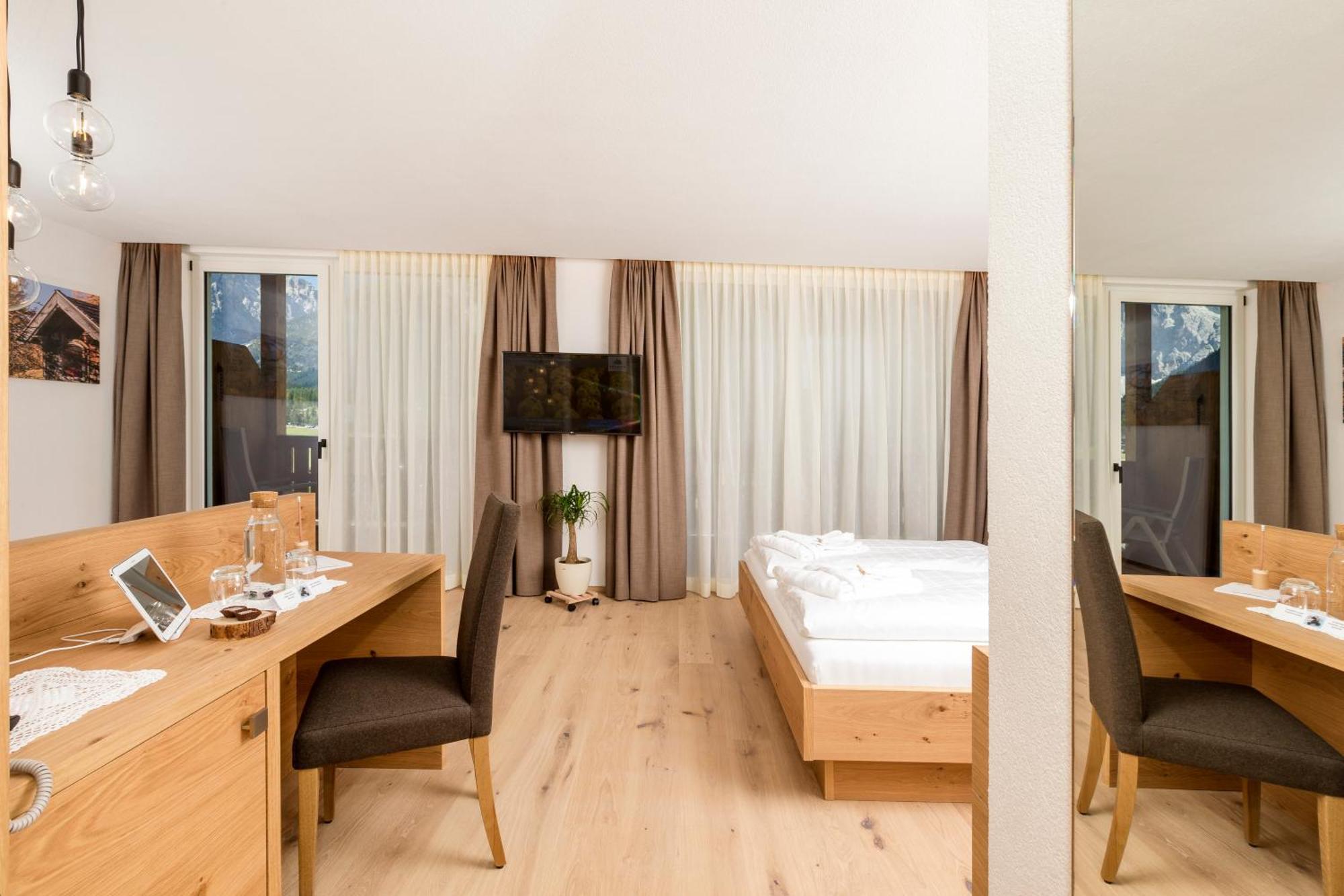 Quadruple Room Mountain View