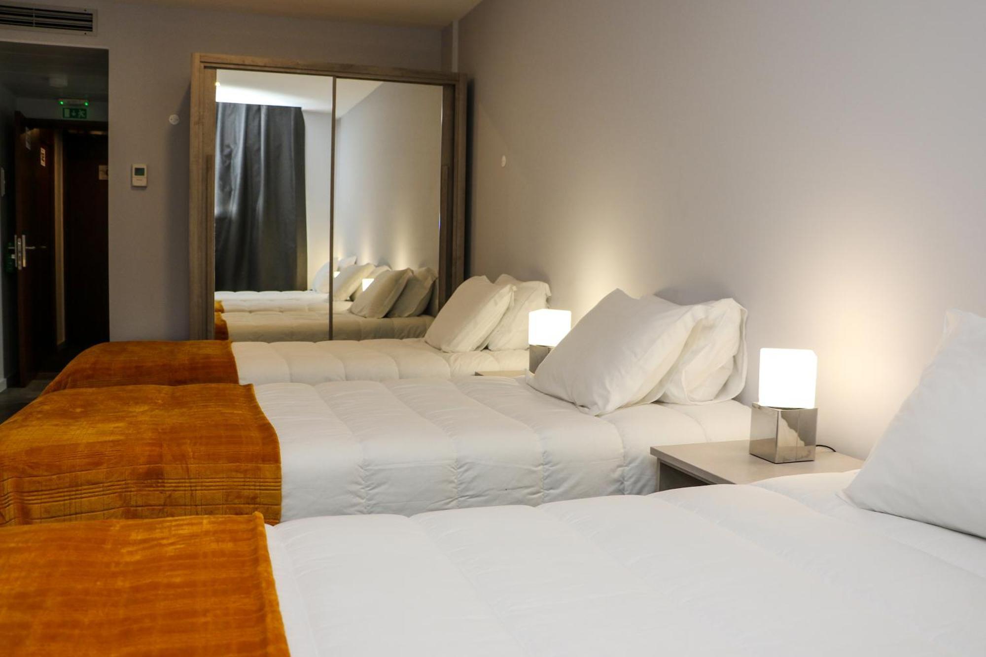 Triple Room,1551852529:JPEG