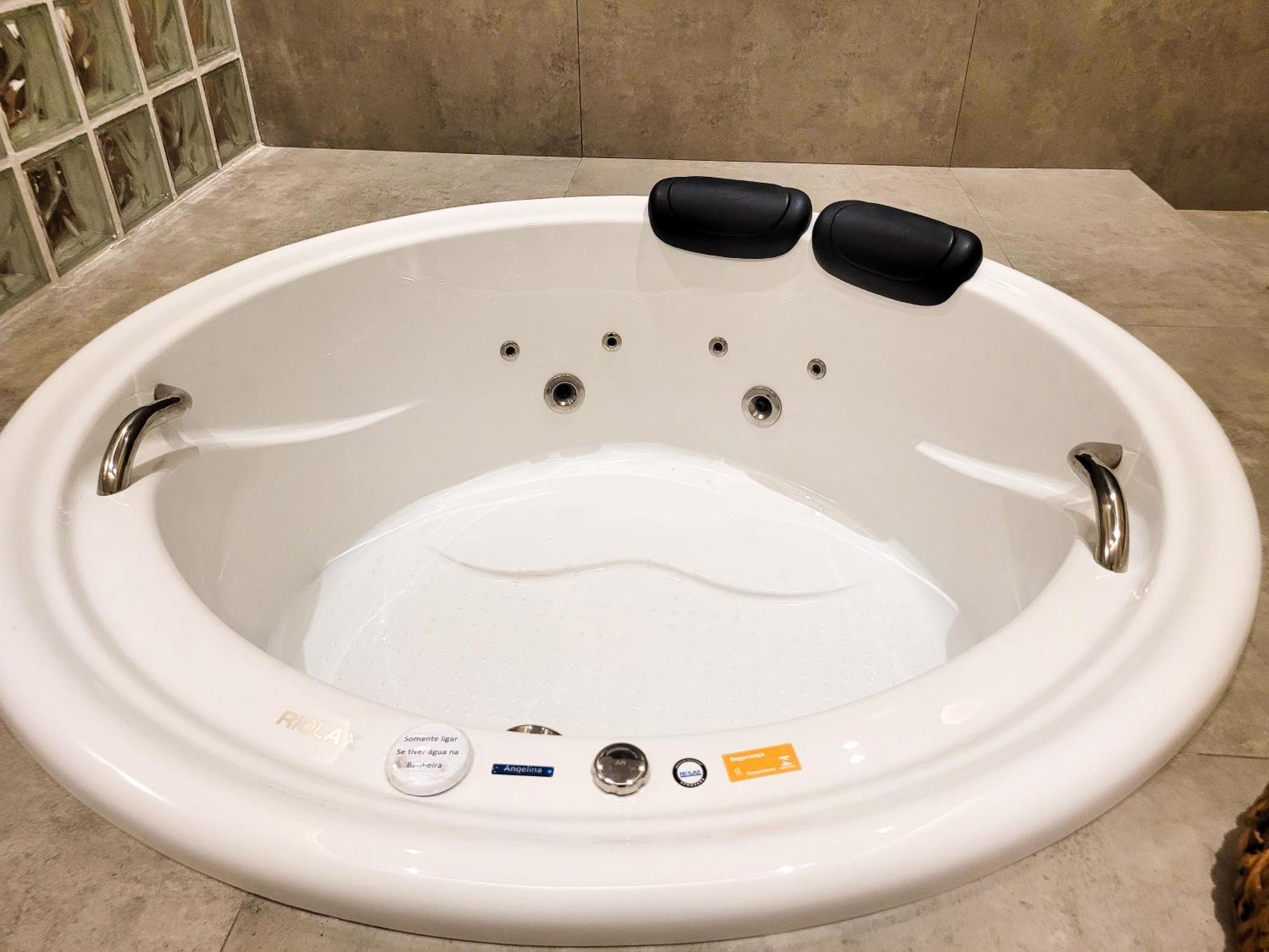 Suite Spa Bath