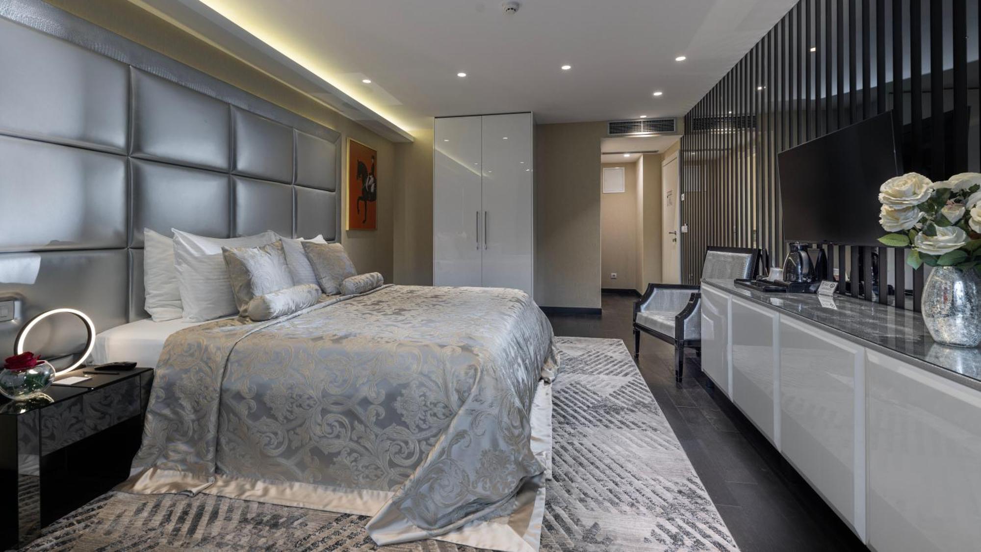 Grand Luxury King Room