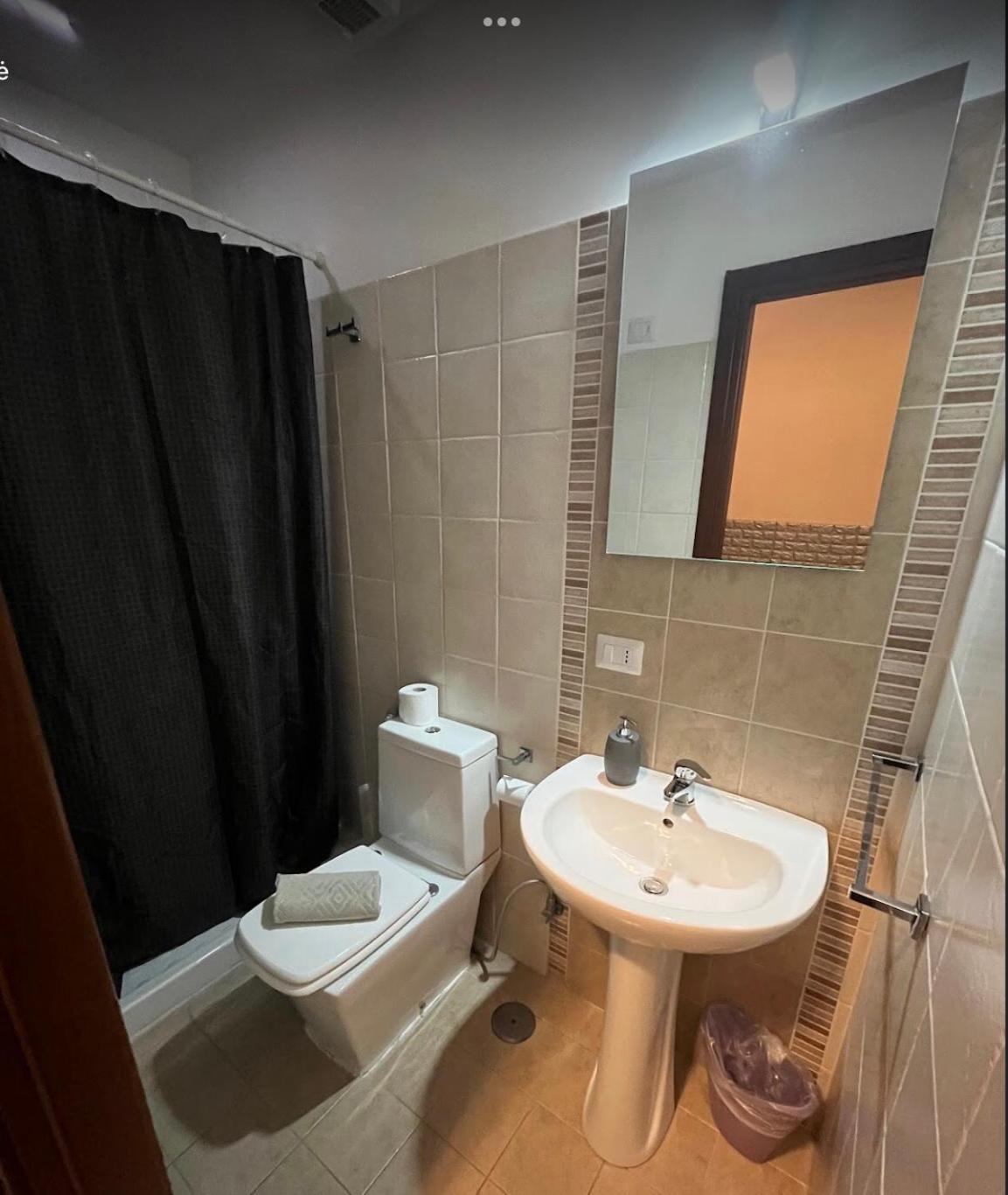 Single Room,1551919807:JPEG