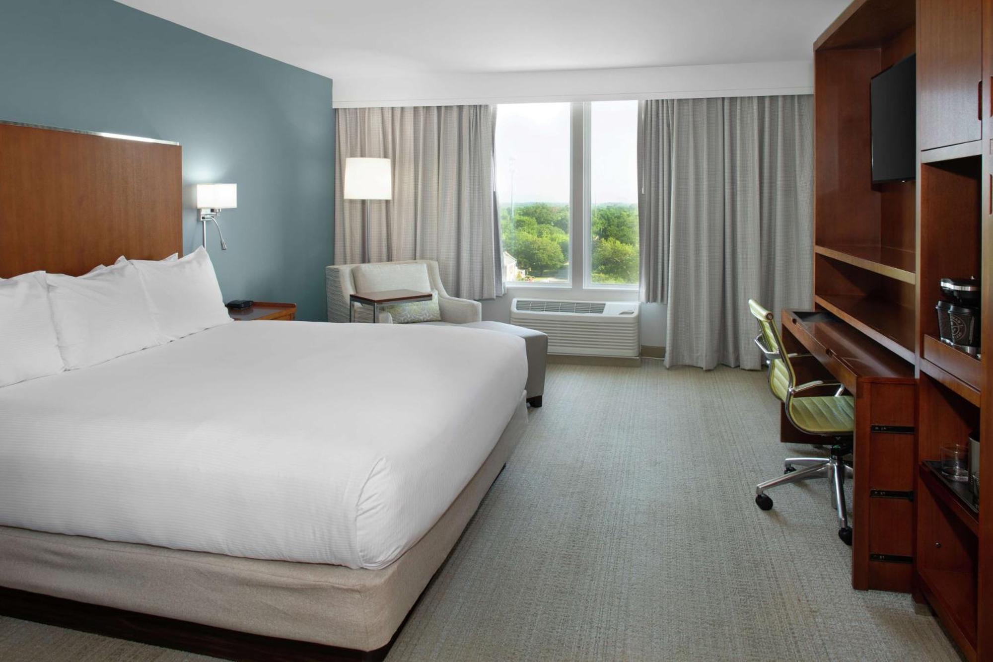 King Room Hearing Access