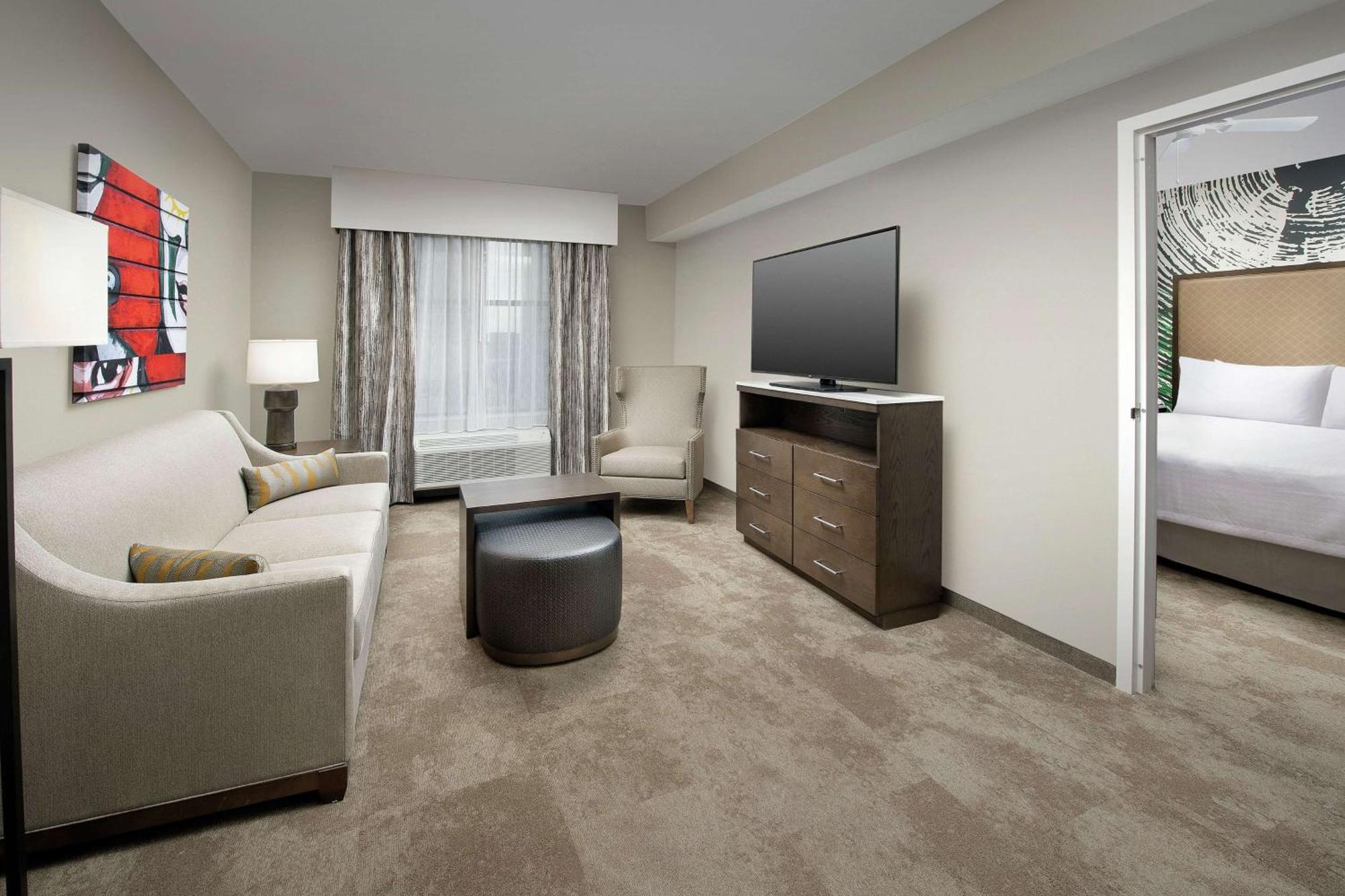 One-Bedroom King Suite Non-Smoking