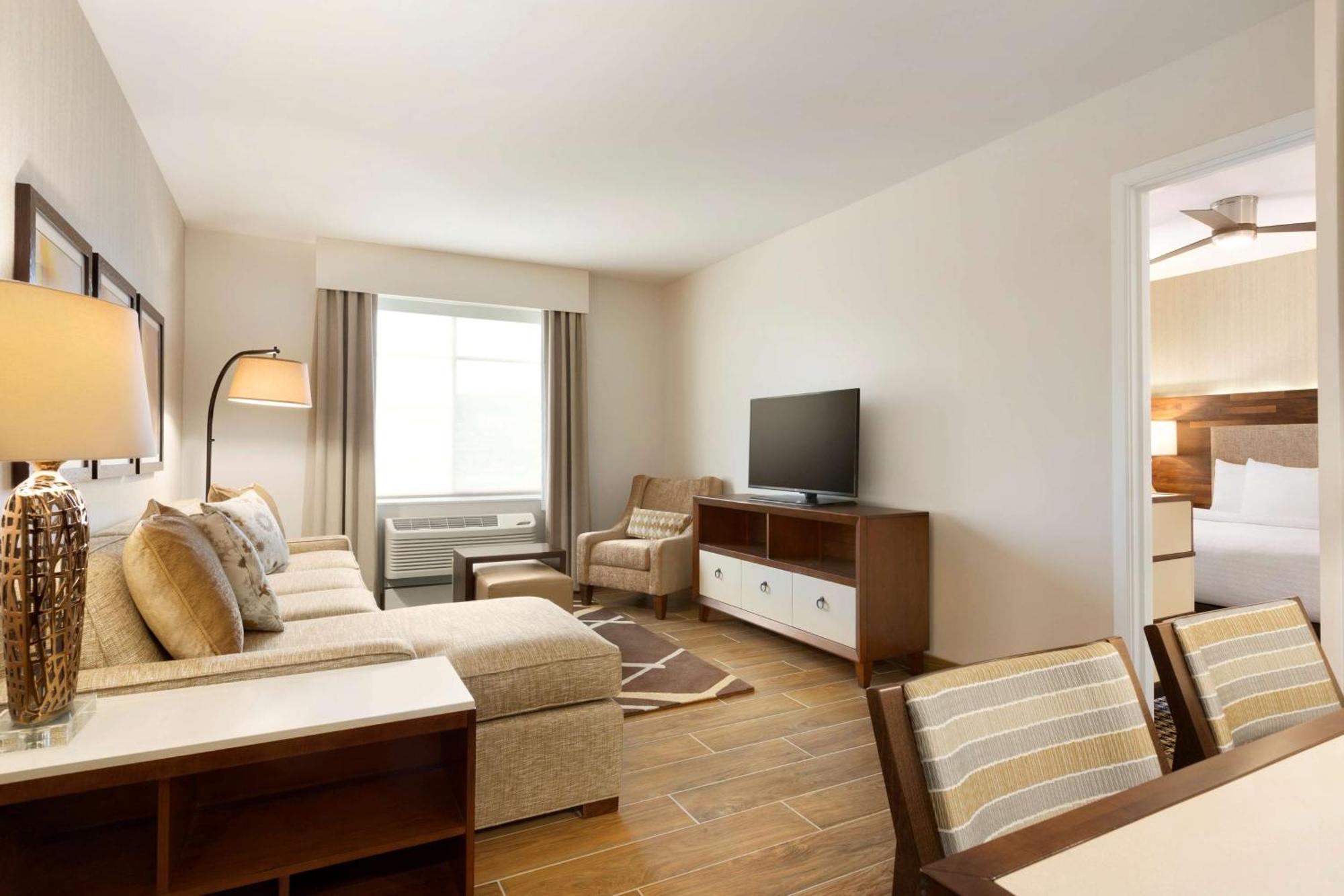 One-Bedroom King Suite Non-Smoking