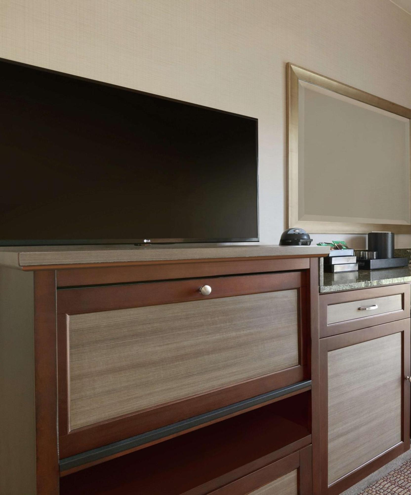 Double Suite with Pool View