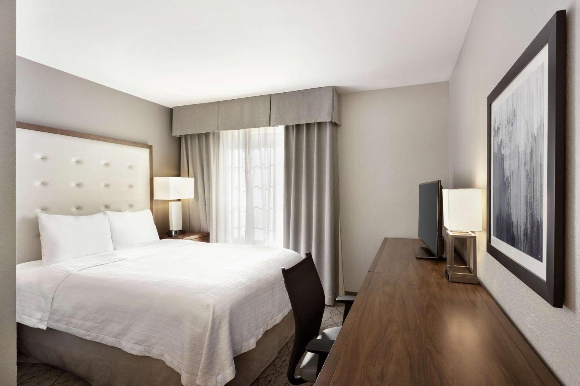 Two-Bedroom Suite Separate Bathrooms Non-Smoking
