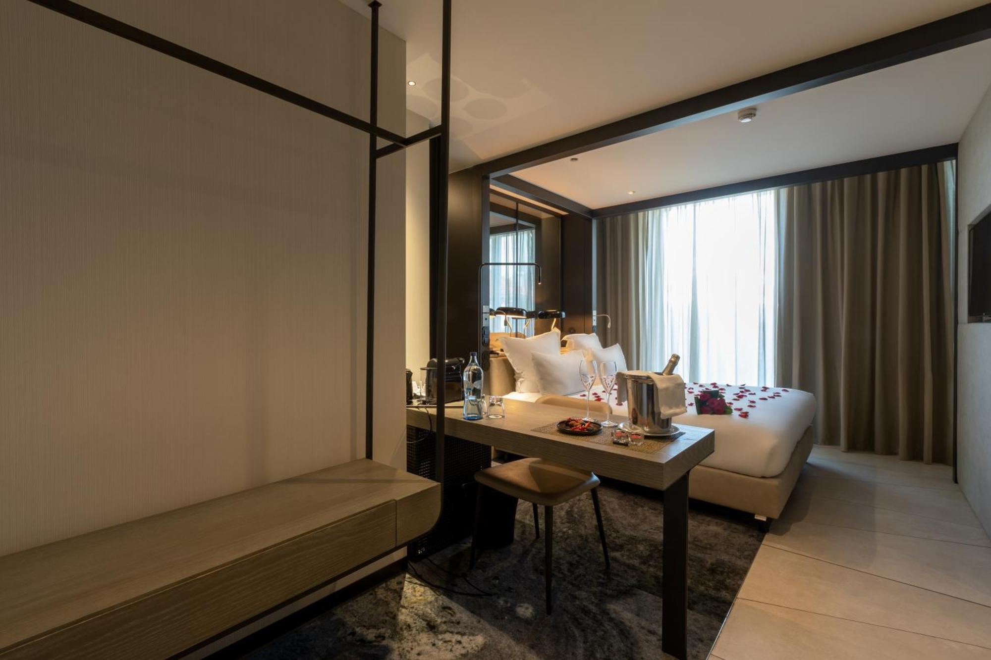 Deluxe Premium Double Room
