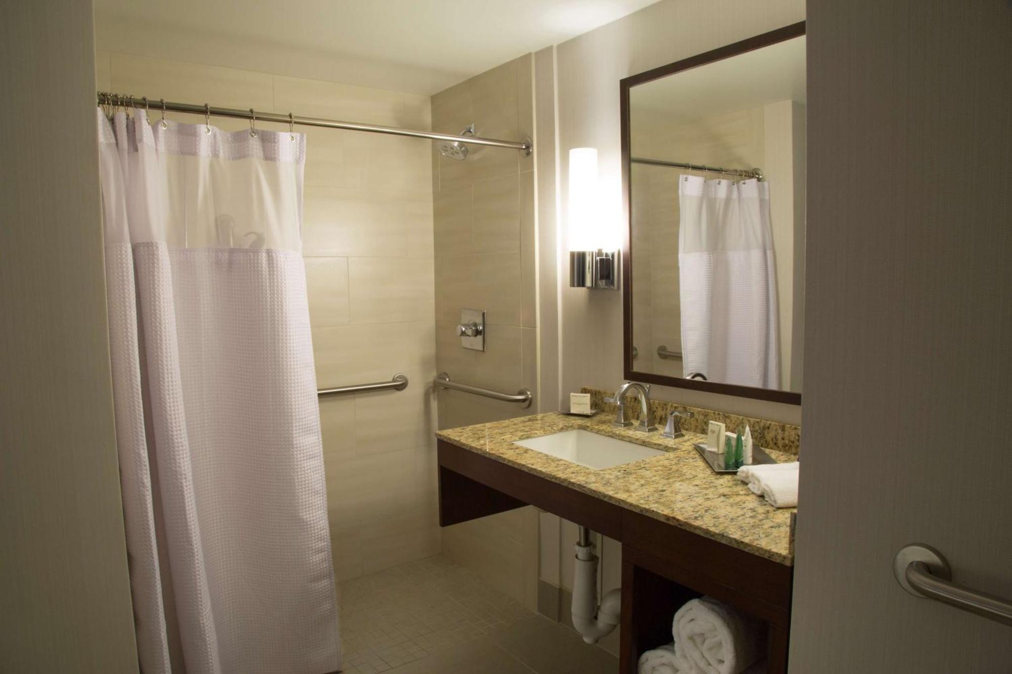 Queen Room Roll Shower Mobility Accessible