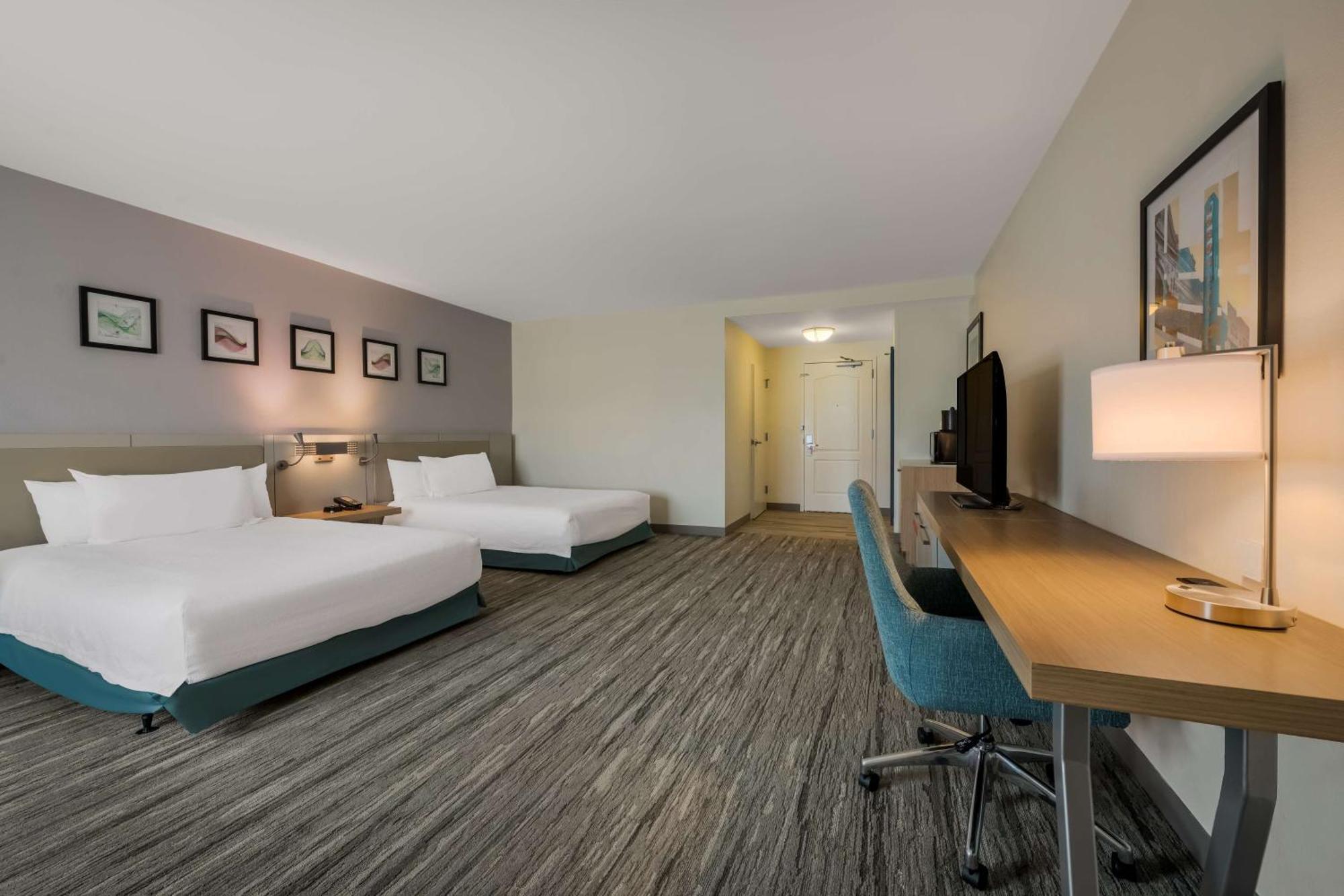 Queen Room Two Queen Beds
