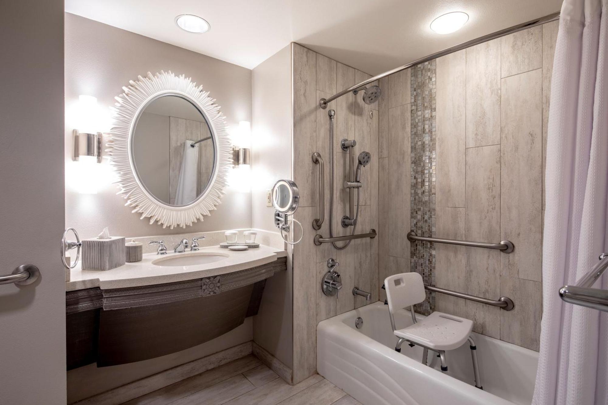 Mobility Accessible Standard 2 Queen Room Includes ^ Universal Express Unlimited