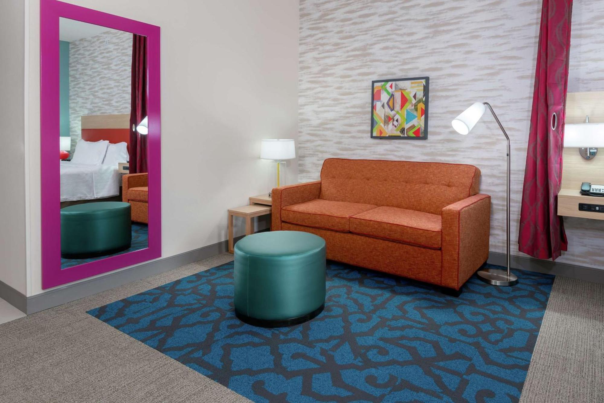 King Studio Suite Mobility Access or Non-Smoking