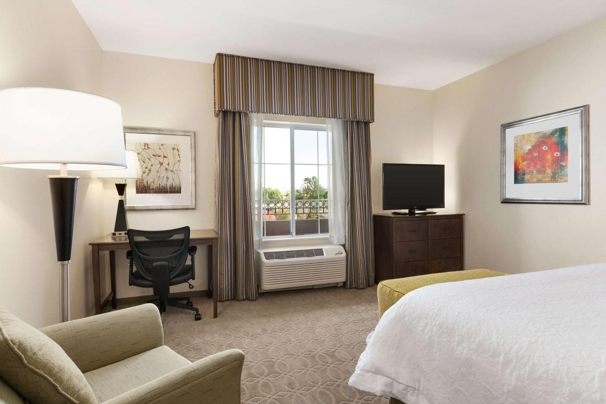 King Room - Non-Smoking