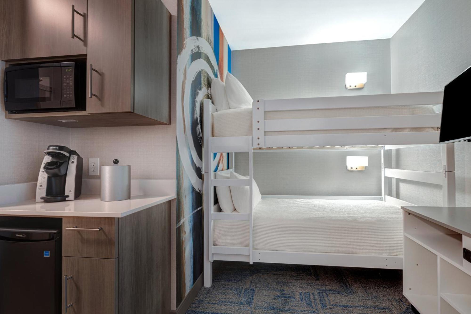 Family Studio Suite