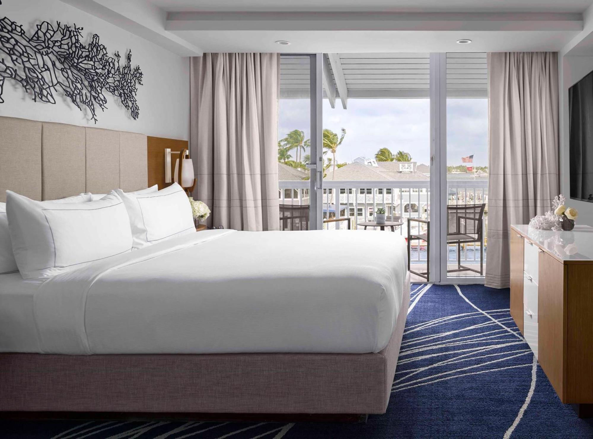 King Room Balcony Water View,1552443760:JPEG