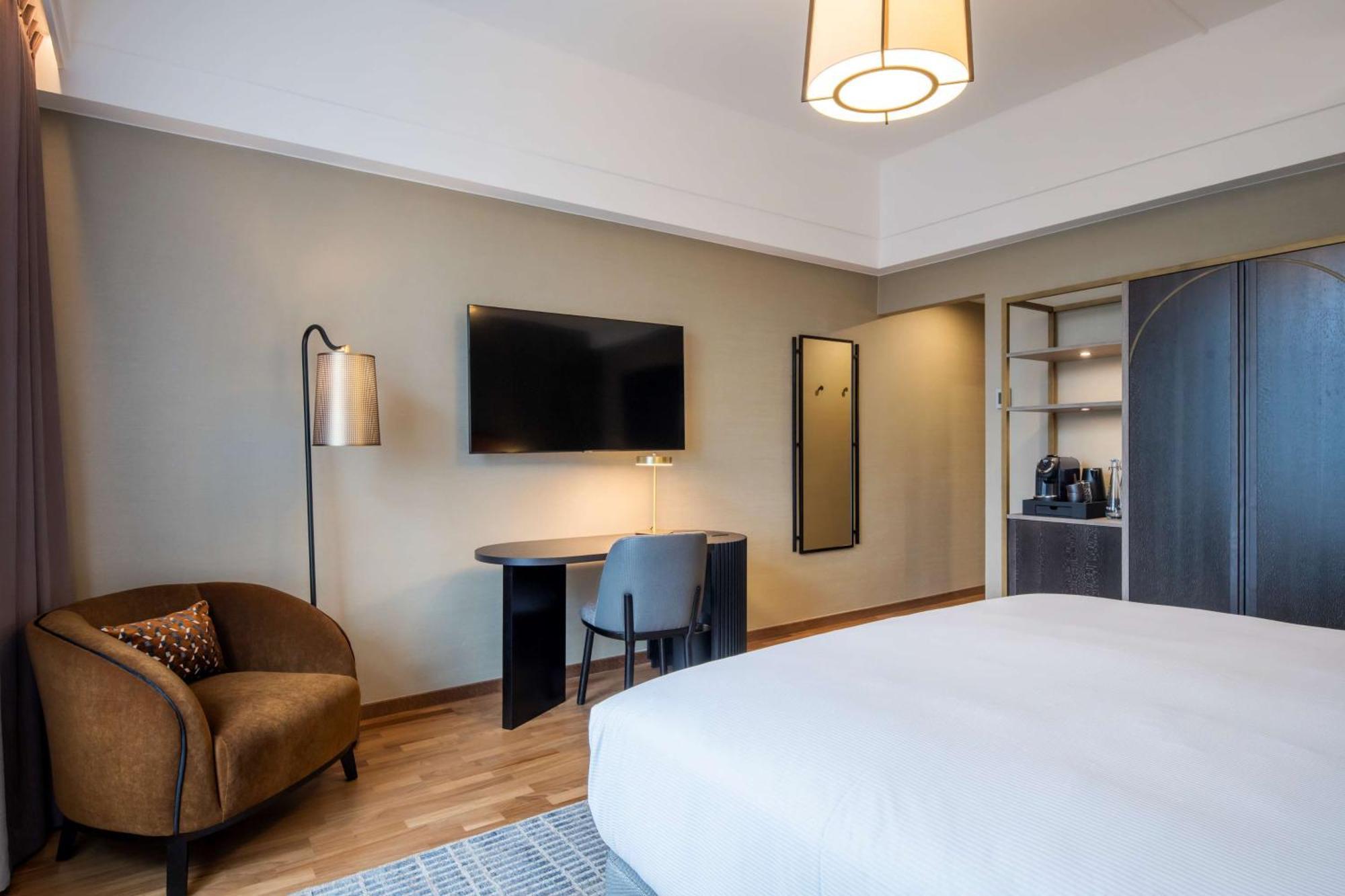 King Guest Room,1552477069:JPEG